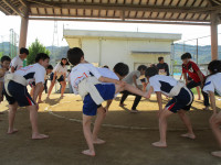 １